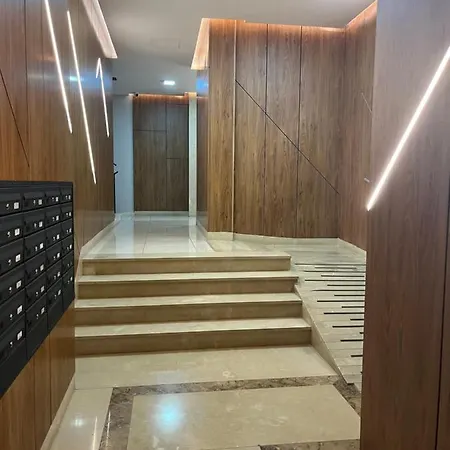 Quartum * טיראנה